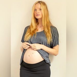 NWT Free Shipping  Hatch the Perfect Vee Blue Slate Melange